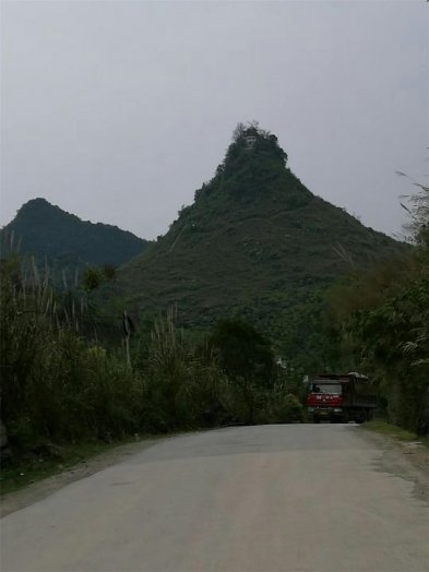 靖西龍邦口岸金雞山